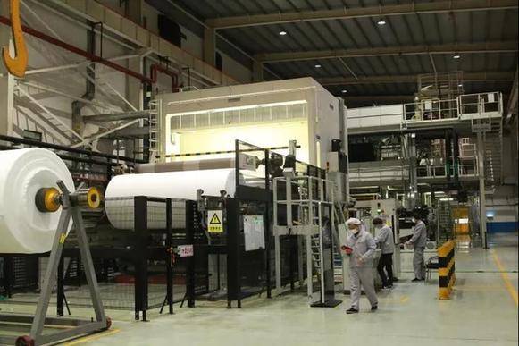 小叉车与云监工 八家央企在全民抗疫中的冲锋担当